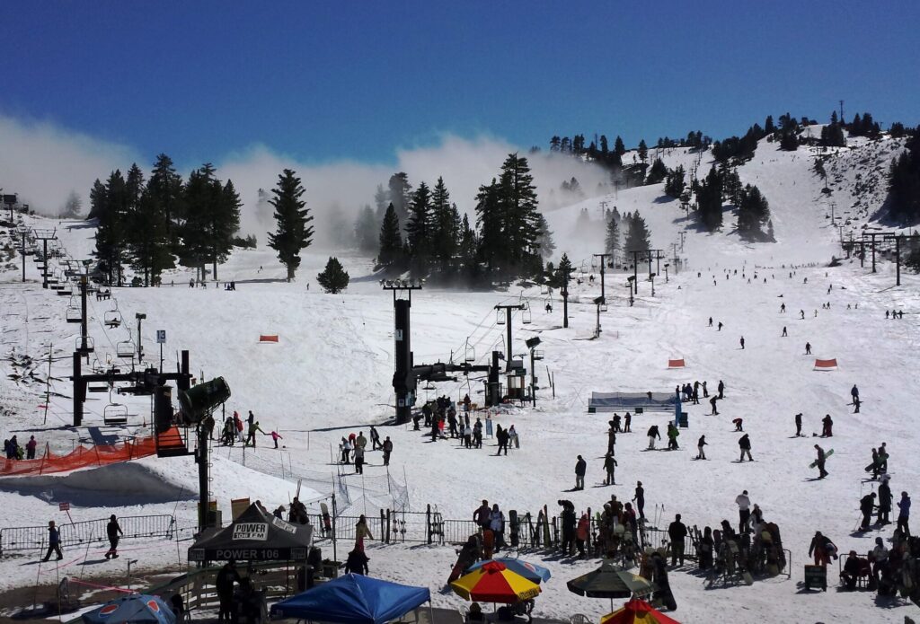 Why Small Ski Hills Play a Big Role in Alberta’s Ski & Snowboard Community