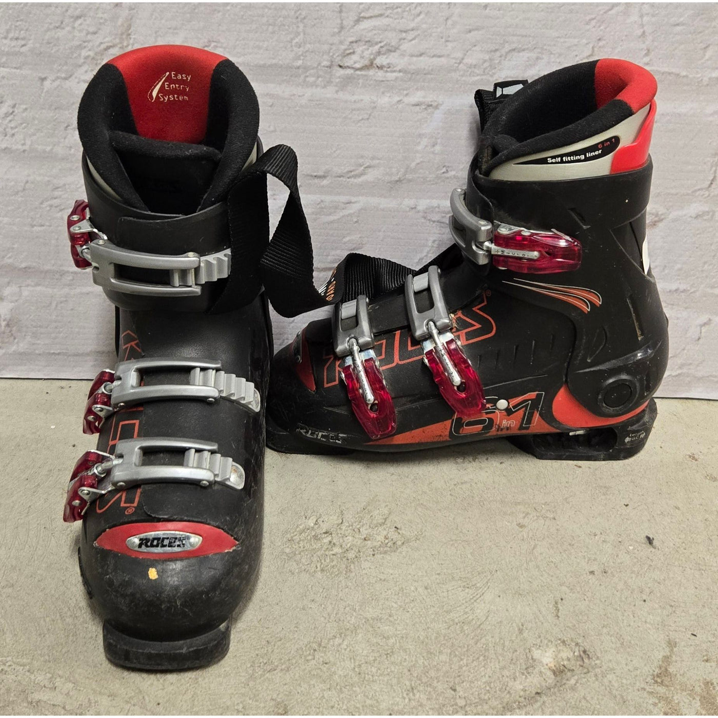 Used SC Roces Adjustable JR Ski Boot