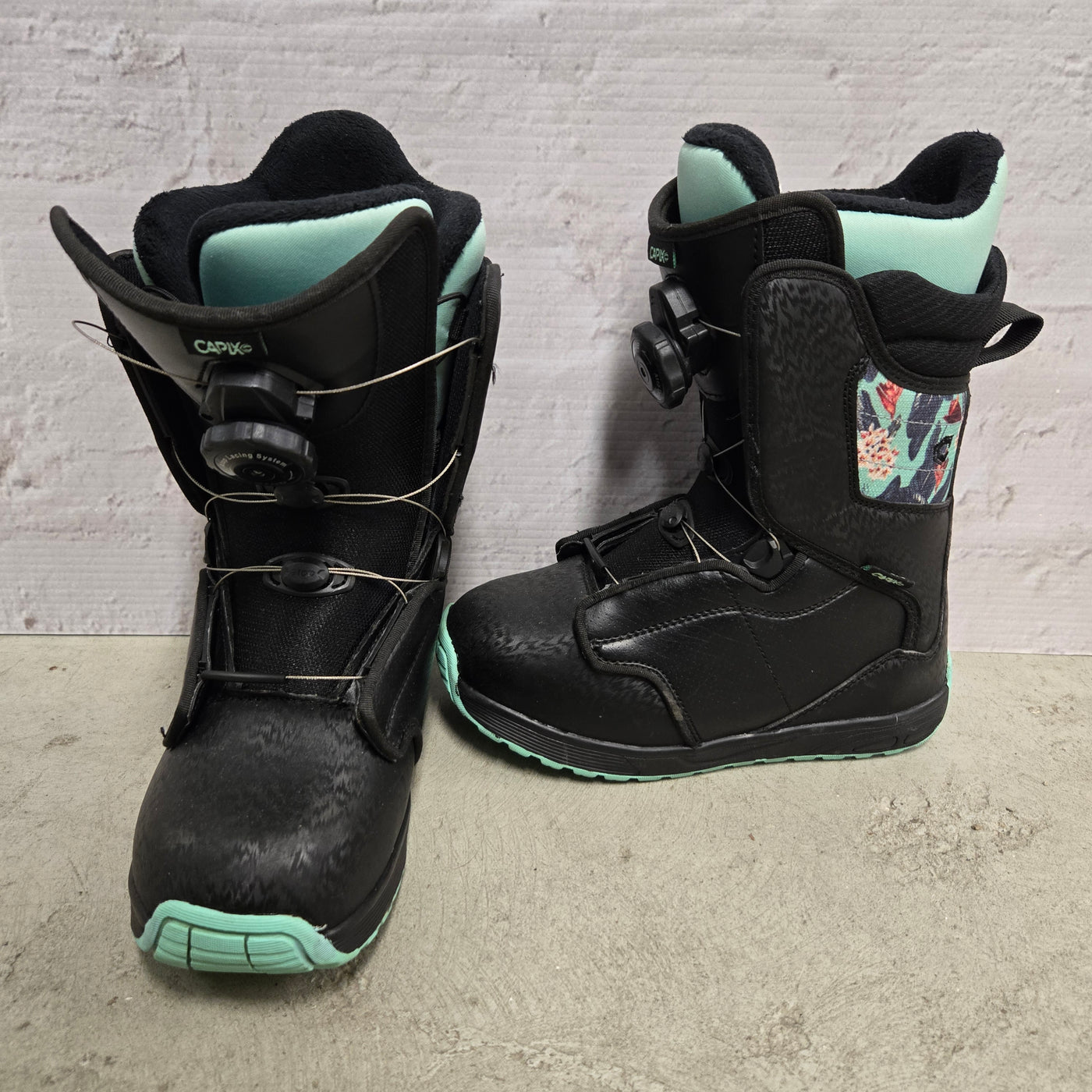 Used SC Capix Womens Snowboard Boot