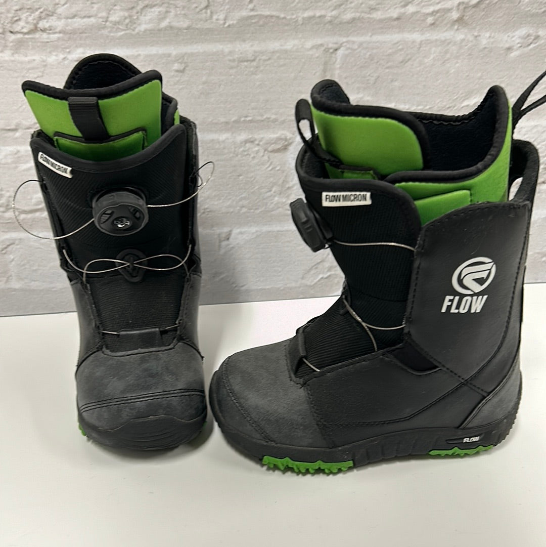 Used Flow Micron snowboard boot