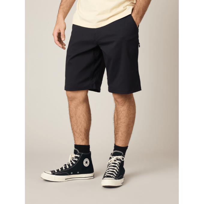 686 Everywhere Hybrid Short Relaxe